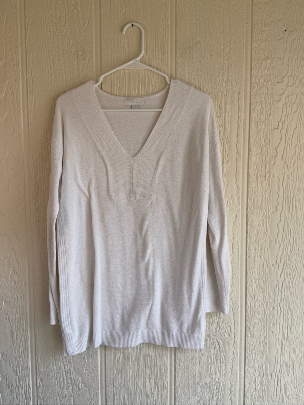 Barefoot Dreams White V-Neck Lightweight Sweater